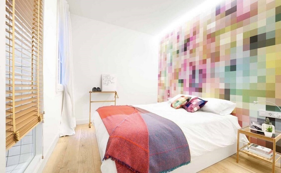 decoração moderna para quarto com papel de parede colorido decoração moderna para quarto com papel de parede colorido Foto Viva Decora
