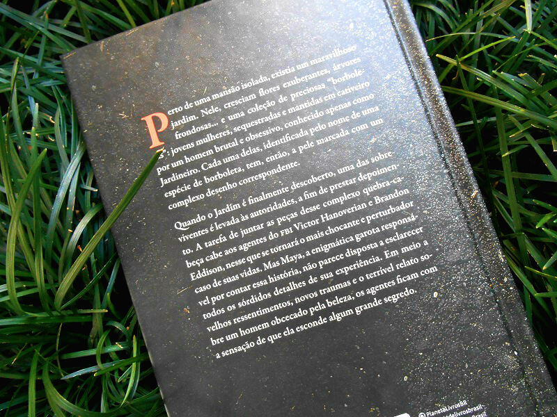 Contra capa do livro - O Jardim das Borboletas